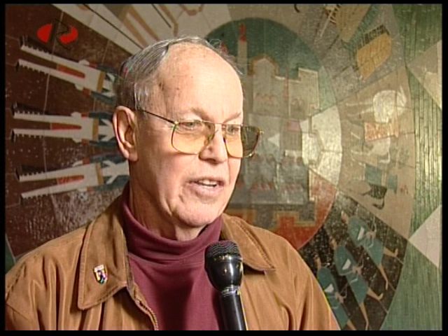 Photo of Harold Schiffman's portrait, excerpted from the RevitaTV interview on 15 October 2008. Győr, Hungary (15 October 2008)