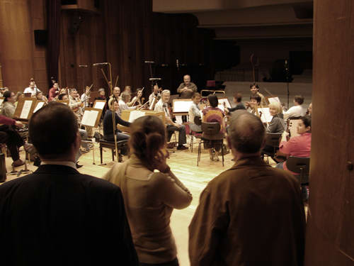 Photo of Harold Schiffman thanking the Győr Philharmonic Orchestra, and receiving their applause, upon completion of their recordings and performance during October 2008. Győr, Hungary (18 October 2008)