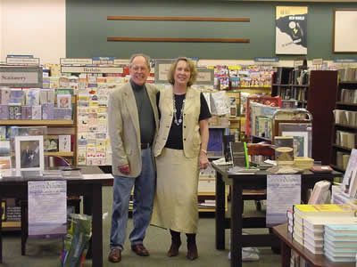 Photo of book and CD signing with composer Harold Schiffman and poet Kathryn Stripling Byer. Barnes and Noble, Tallahassee Florida (15 April 2005) Photo of book and CD signing with composer Harold Schiffman and poet Kathryn Stripling Byer. Barnes and Noble, Tallahassee Florida (15 April 2005)
