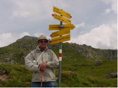 Photo of Harold Schiffman giving or taking directions. Upper Engadine, Switzerland (28 June 2003)